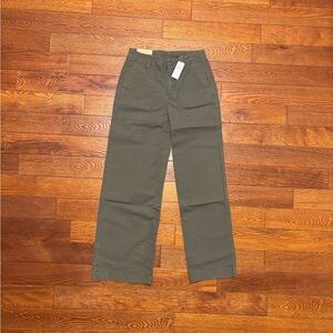 L.L. Bean Women’s Green Vintage Canvas Pants Size 4 NWT